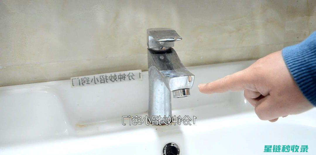 清除淋浴头水垢，让你的沐浴体验更舒适 (清除淋浴头水垢 小苏打)