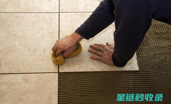 瓷砖缝发黄发黑？这些清洁方法绝对管用 (瓷砖缝隙发黄)